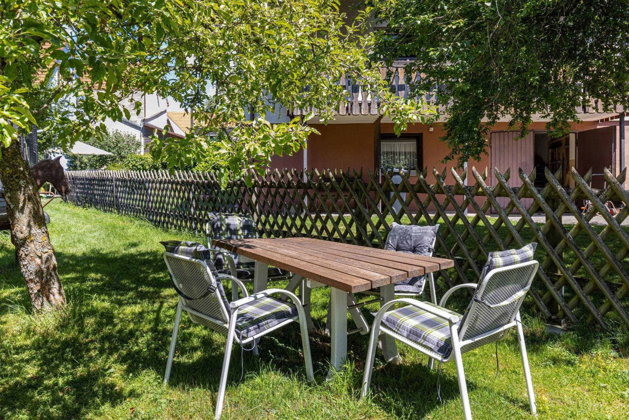 Apartamento Alb-Rose Sonnenbühl Exterior foto
